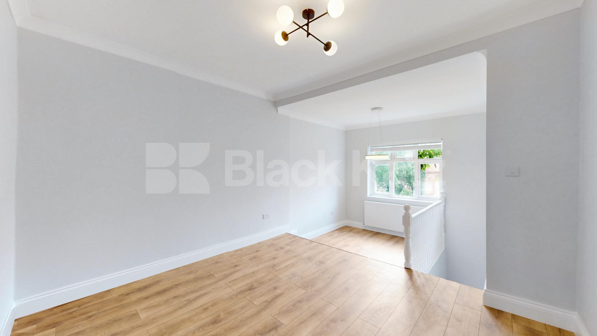 Modern Apartment Colville Road, Notting Hill